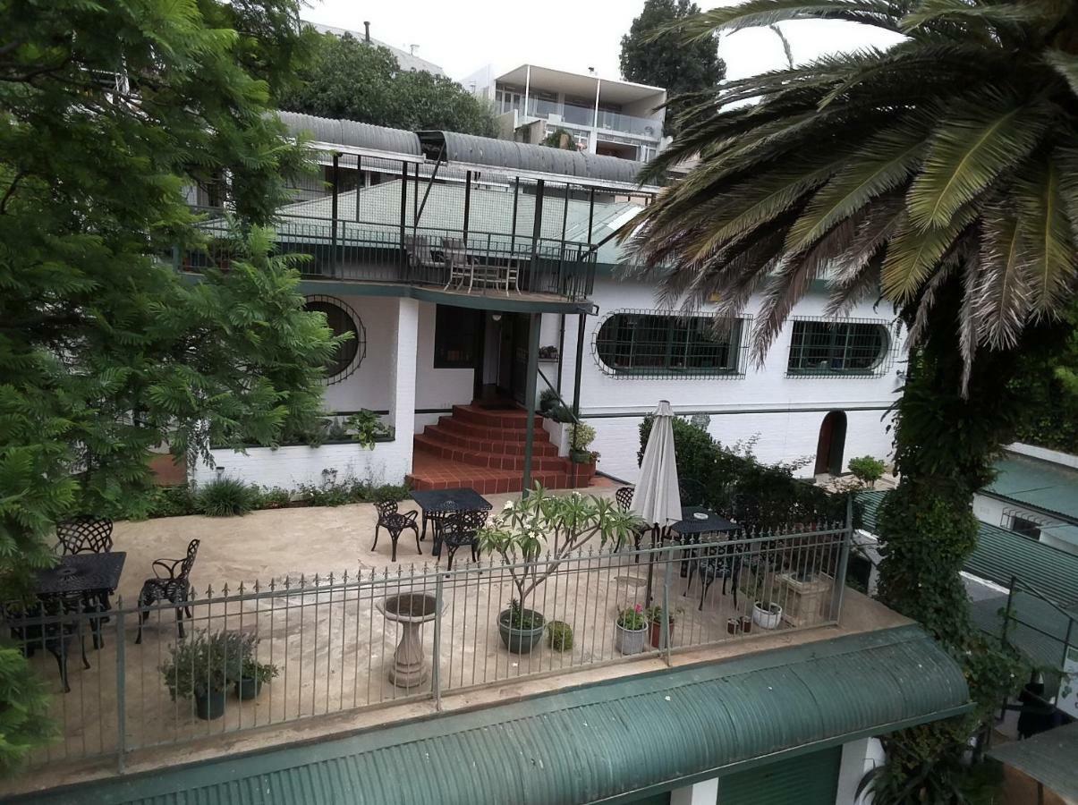 Agterplaas Guesthouse Pty Ltd Йоханнесбург Экстерьер фото